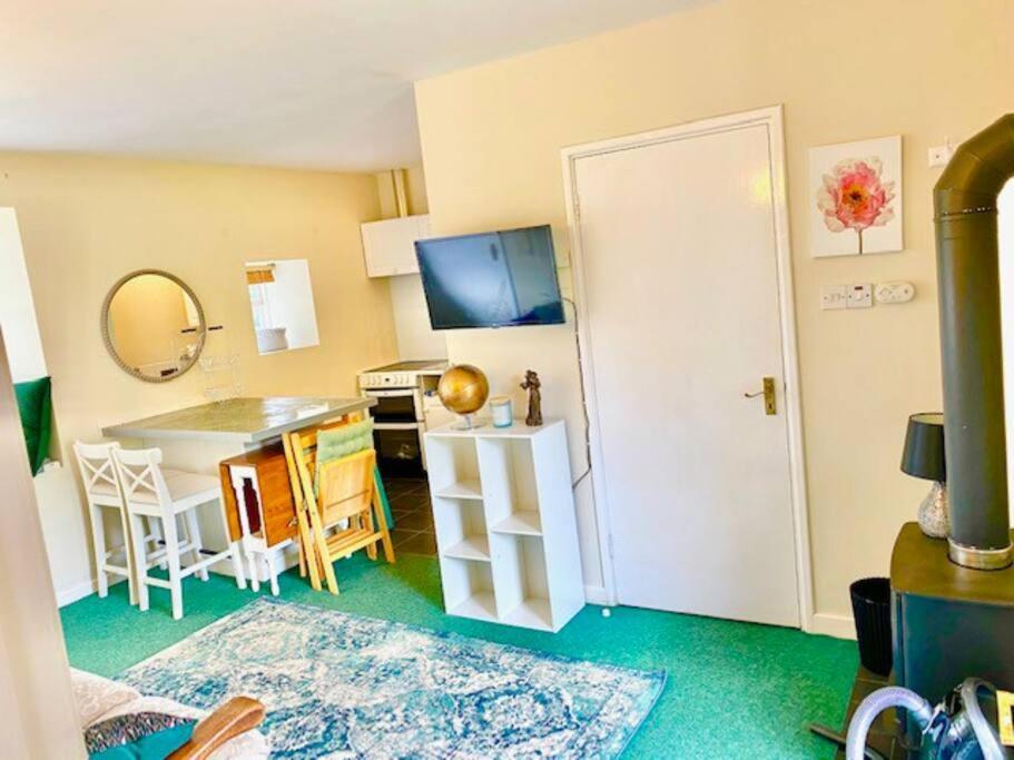Cosy 2 Bed Cottage Next To Fota Wildlife Park 科克 外观 照片